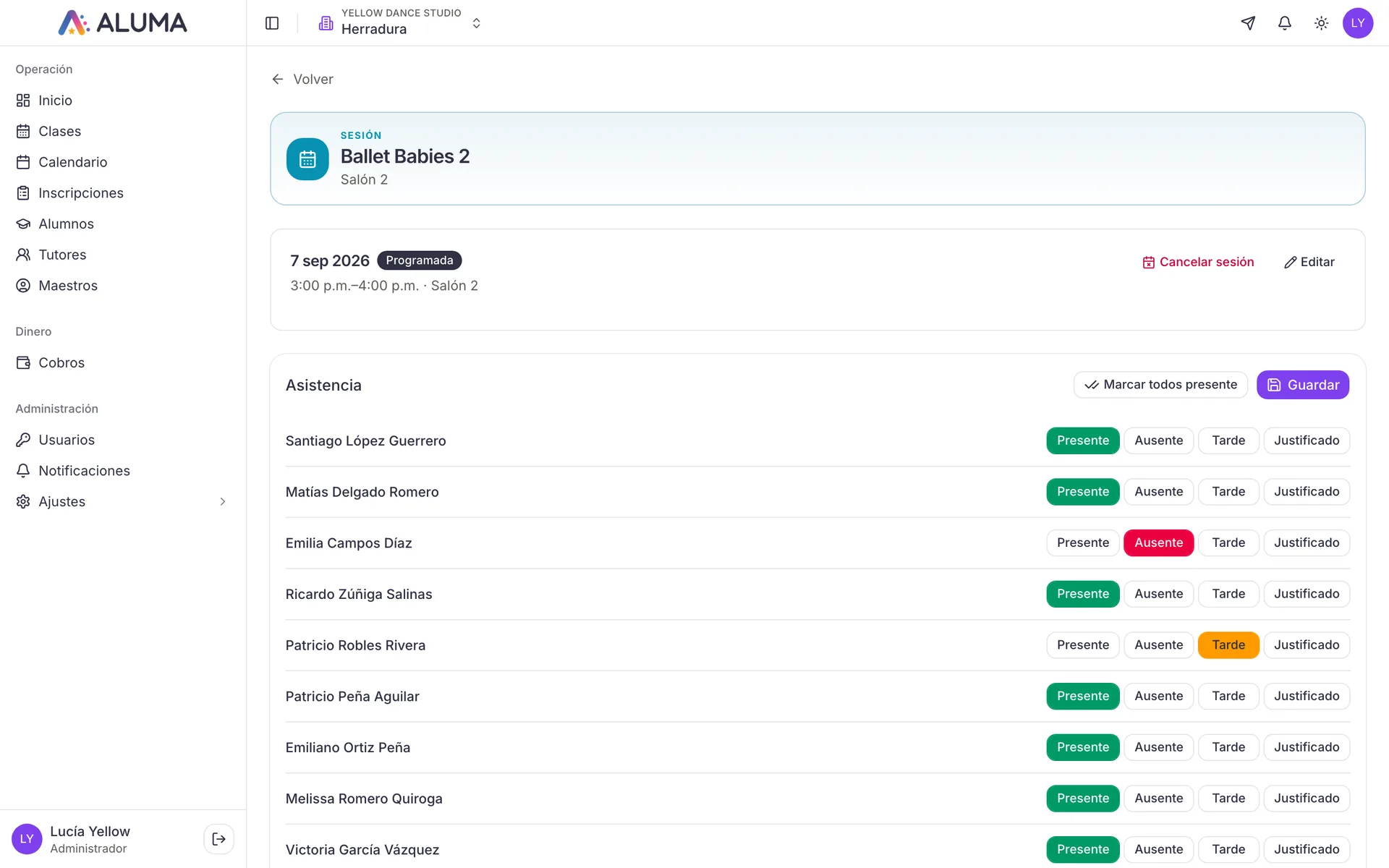 Lista de asistencia de una clase en la web de ALUMA